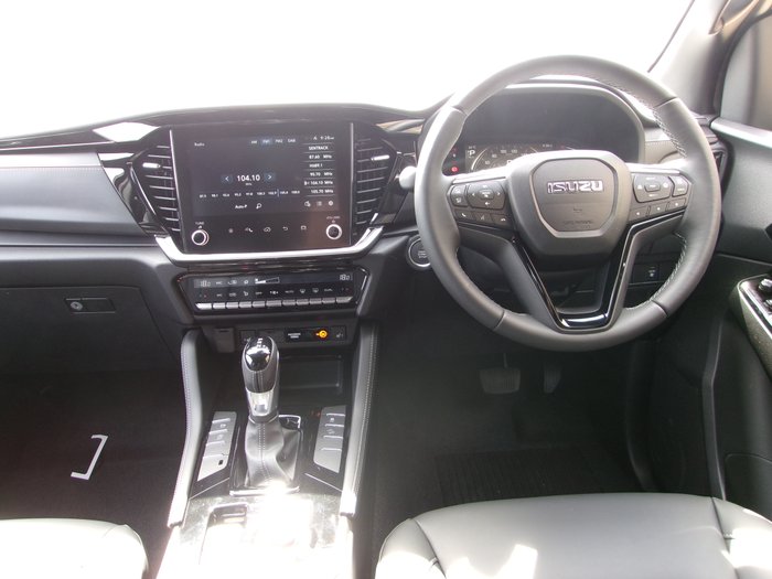 2025 Isuzu MU-X MY25.5 Isuzu MU-X 4X4 LST 3.0 L Automatic (UJOR506D)