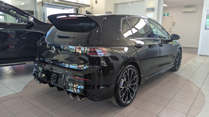 2026 VOLKSWAGEN GOLF R R