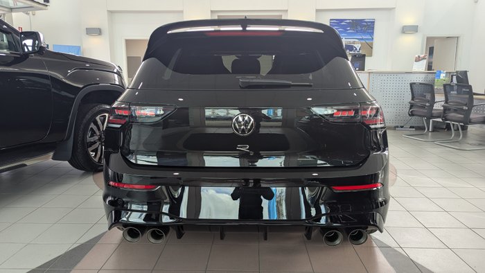 2026 VOLKSWAGEN GOLF R R