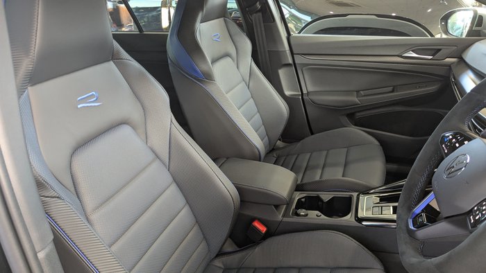 2026 VOLKSWAGEN GOLF R R