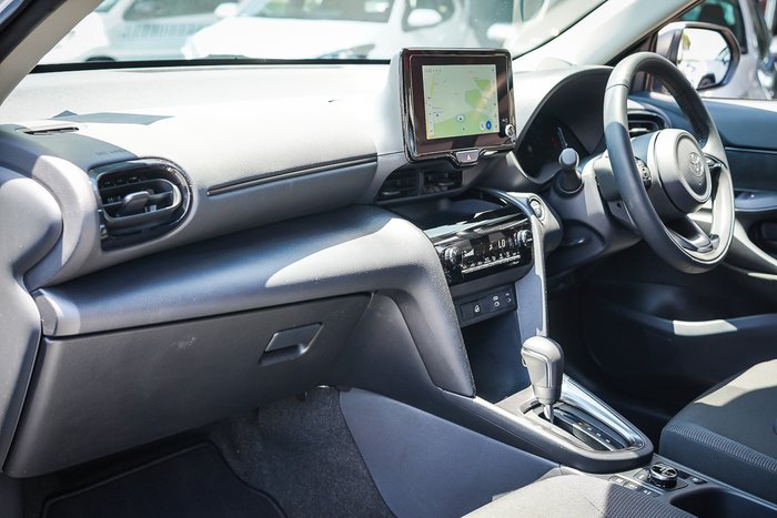 2024 Toyota Yaris Cross Hybrid GX