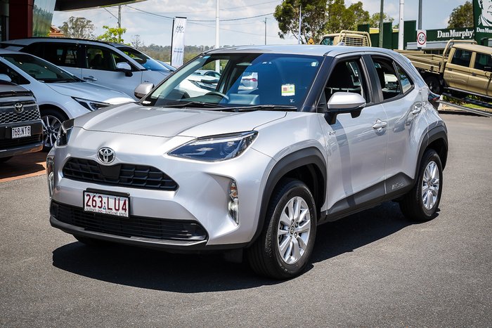 2024 Toyota Yaris Cross Hybrid GX