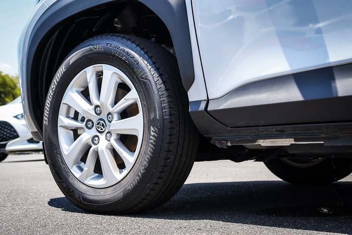 2024 Toyota Yaris Cross Hybrid GX