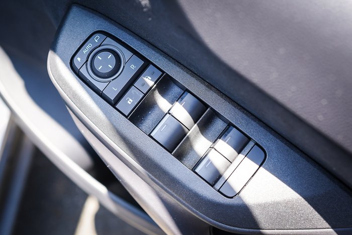 2024 Toyota Yaris Cross Hybrid GX