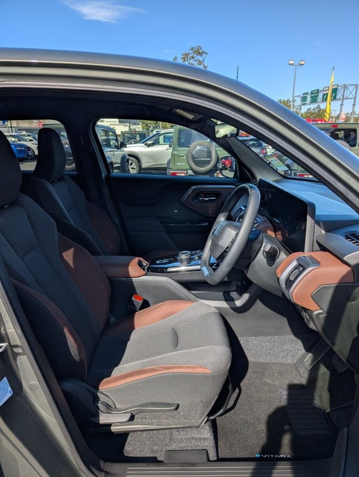 2026 SUZUKI e-VITARA MOTION 49KW 2WD