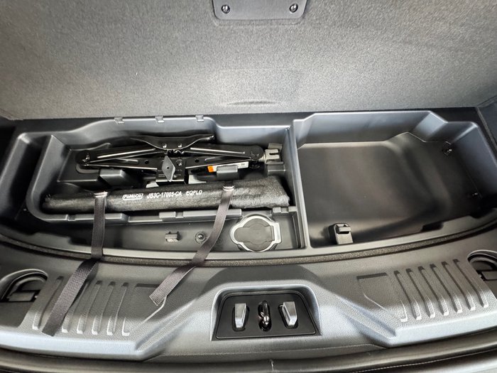 2025 Ford Everest Trend