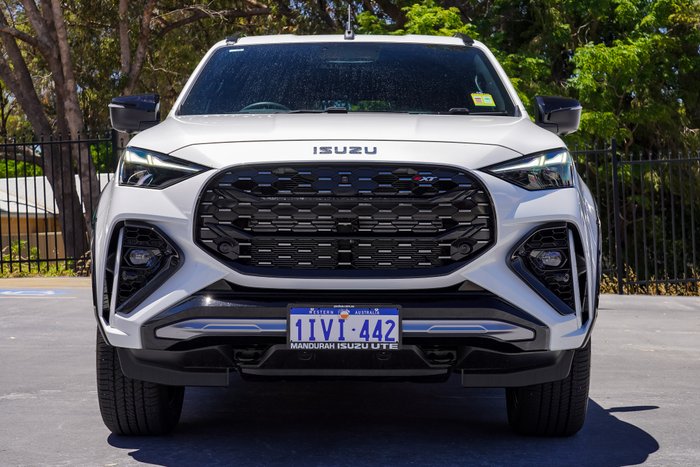 2025 Isuzu MU-X X-TERRAIN