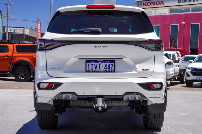 2025 Isuzu MU-X X-TERRAIN