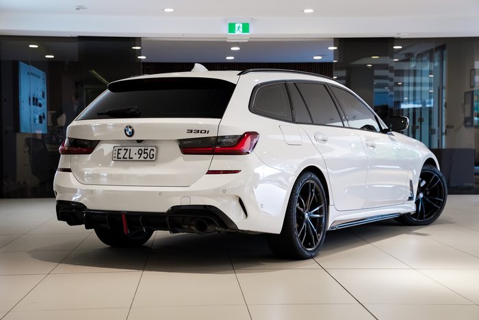 2022 BMW 3 Series 330i M Sport