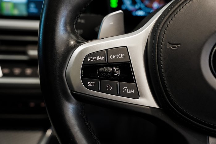 2022 BMW 3 Series 330i M Sport