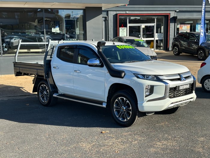 2020 MITSUBISHI TRITON