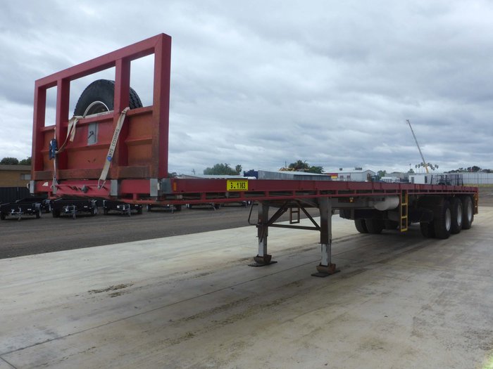 2014 Krueger 45FT Flat Top Road Train Lead