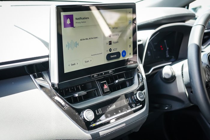 2025 Toyota Corolla Cross Hybrid GXL