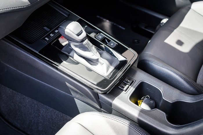 2025 Toyota Corolla Cross Hybrid GXL