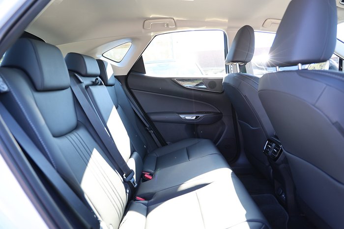 2024 Lexus NX350H NX350h Luxury 2.5L Hybrid Auto CVT Wagon 2M00500 001