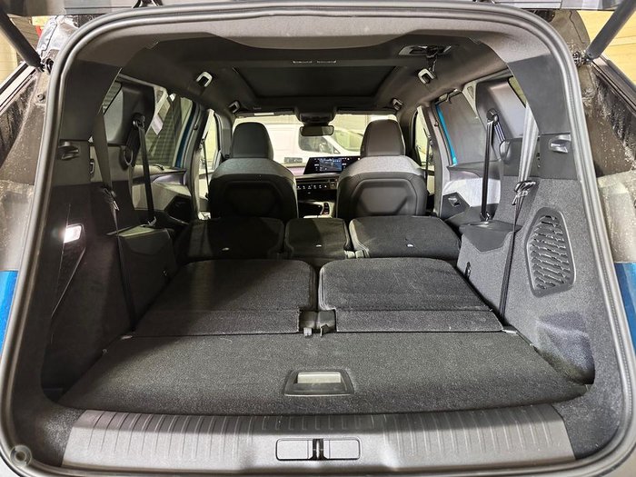 2025 Peugeot 5008 GT Premium Hybrid