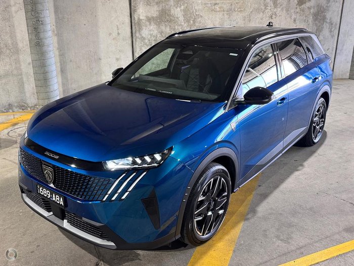 2025 Peugeot 5008 GT Premium Hybrid