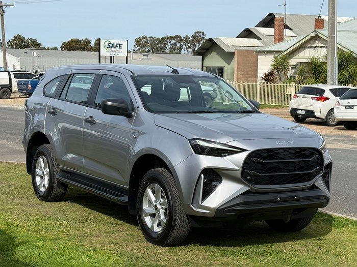 2026 Isuzu MU-X