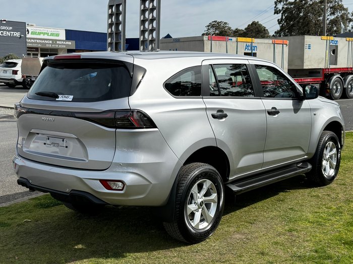 2026 Isuzu MU-X LS-M