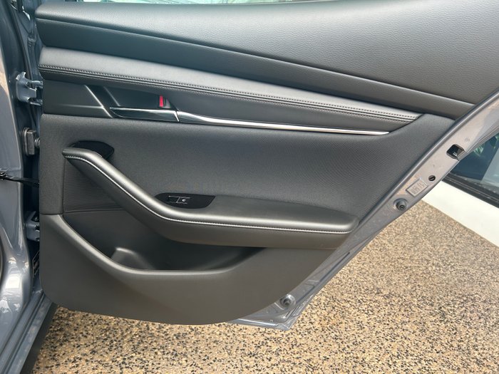 2025 Mazda 3 G20 Evolve