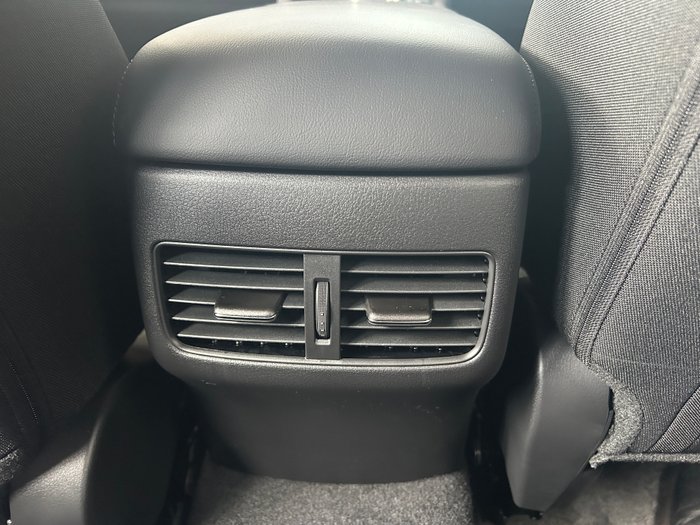 2025 Mazda 3 G20 Evolve