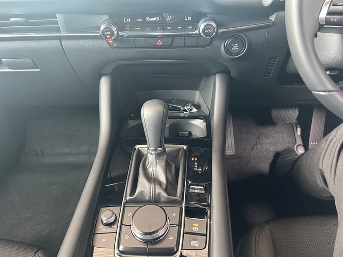 2025 Mazda 3 G20 Evolve