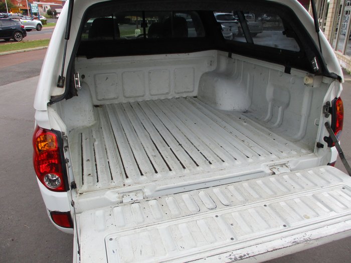 2011 Mitsubishi Triton GLX-R MN MY12 White