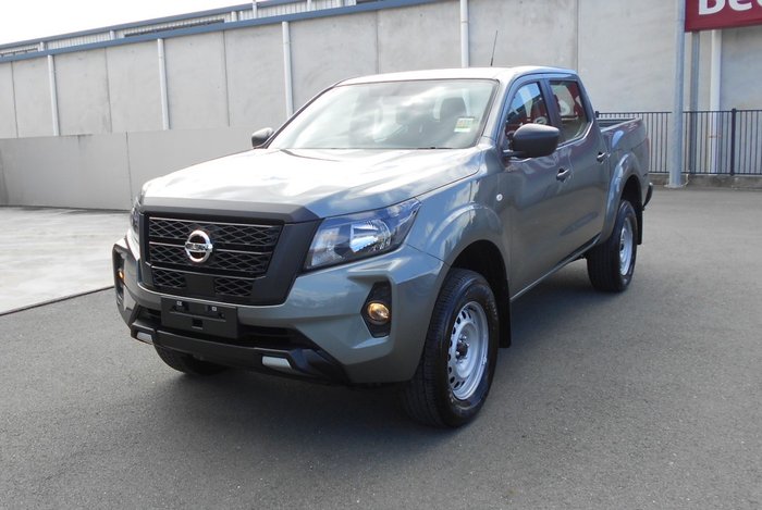 2025 Nissan Navara SL