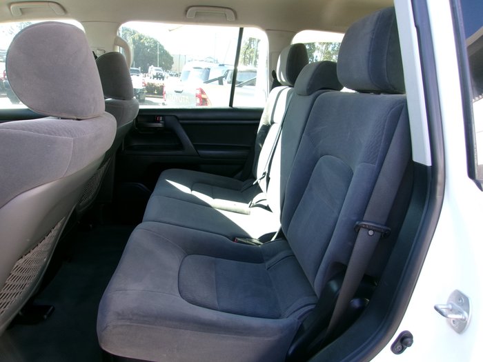 2015 TOYOTA LANDCRUISER GX (4x4)