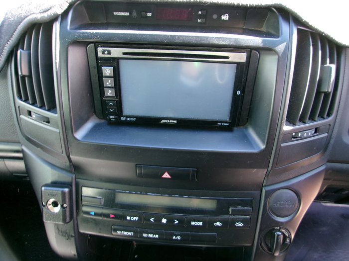 2015 TOYOTA LANDCRUISER GX (4x4)