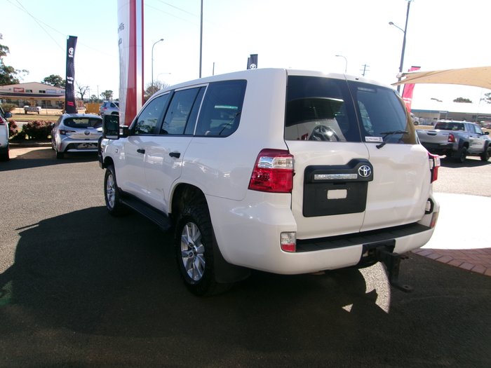 2015 TOYOTA LANDCRUISER GX (4x4)