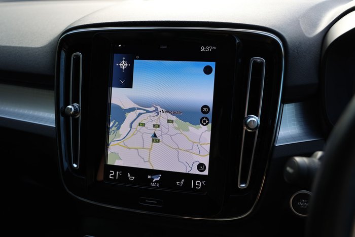 2021 Volvo XC40 T4 Momentum