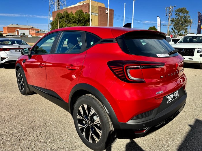 2025 MITSUBISHI ASX LS