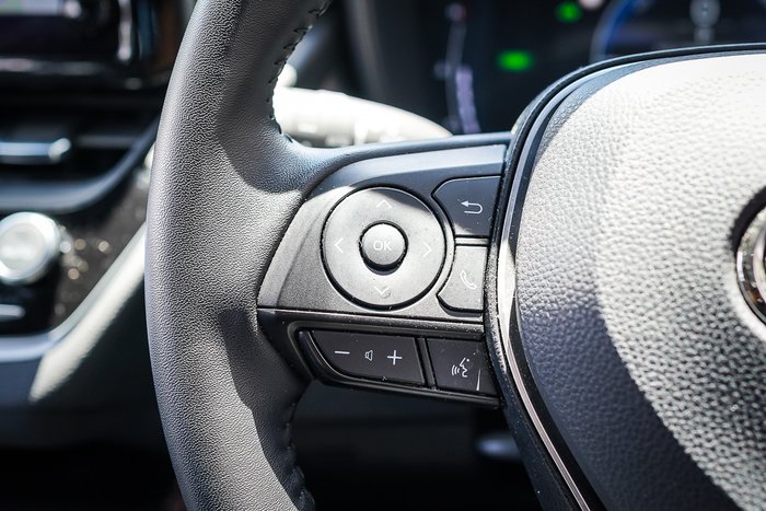 2025 Toyota COROLLA SX