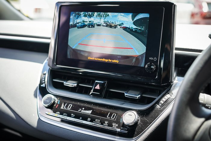 2025 Toyota COROLLA SX