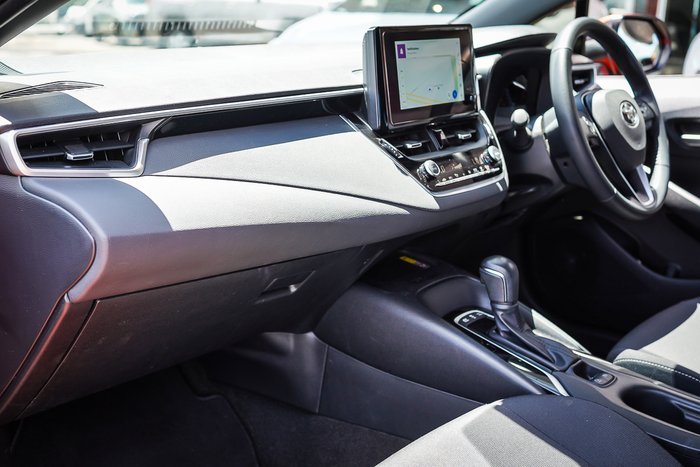 2025 Toyota COROLLA SX