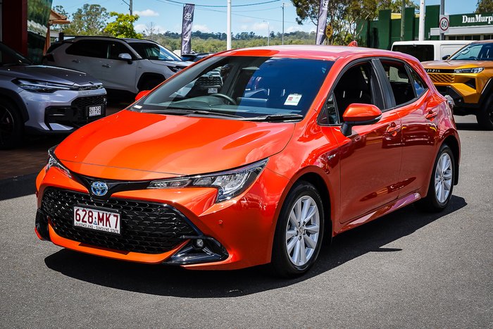 2025 Toyota COROLLA SX