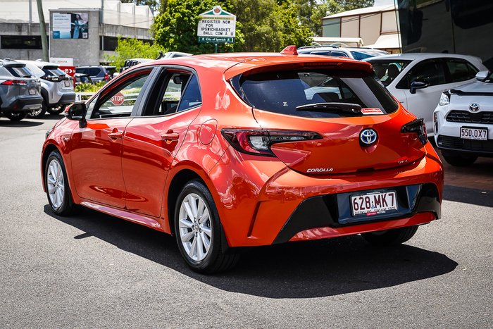 2025 Toyota COROLLA SX