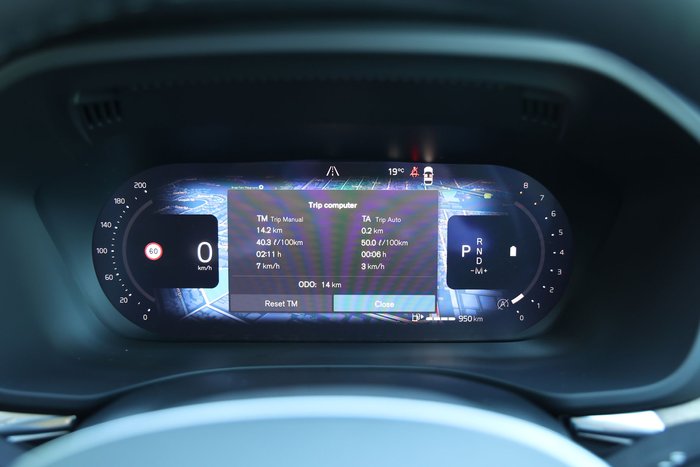 2026 Volvo XC60 Plus B5 Bright