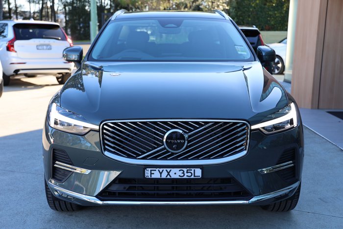 2026 Volvo XC60 Plus B5 Bright