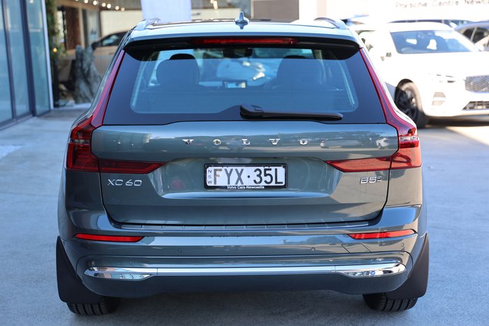 2026 Volvo XC60 Plus B5 Bright