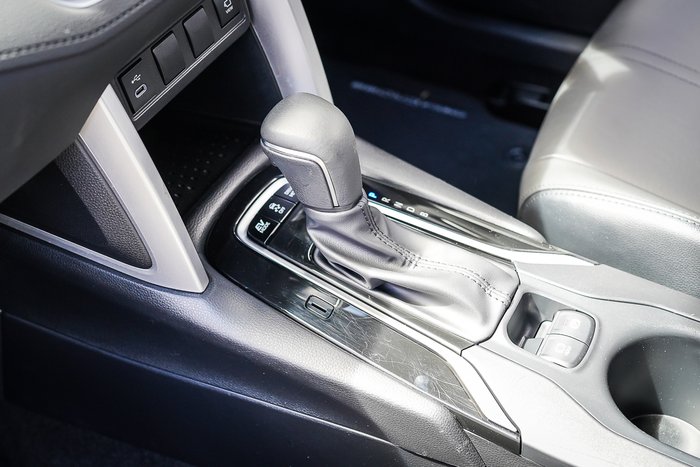 2024 Toyota Corolla Cross Hybrid GXL