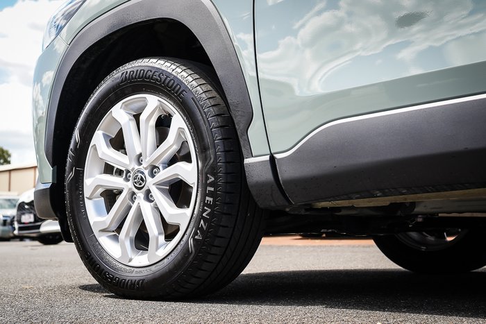 2024 Toyota Corolla Cross Hybrid GXL