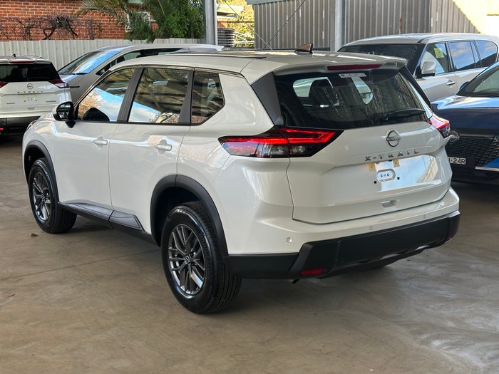 2026 NISSAN XTRAIL ST