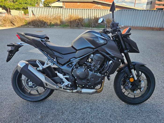 2025 Honda  CB750 Hornet