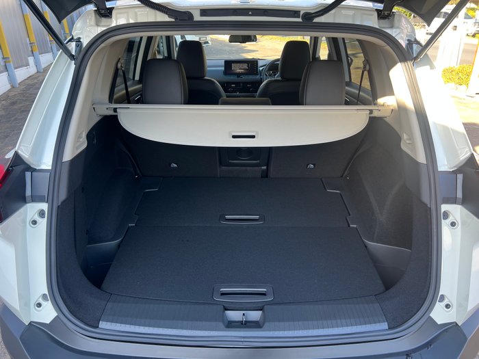 2025 Nissan X-TRAIL ST-L e-POWER