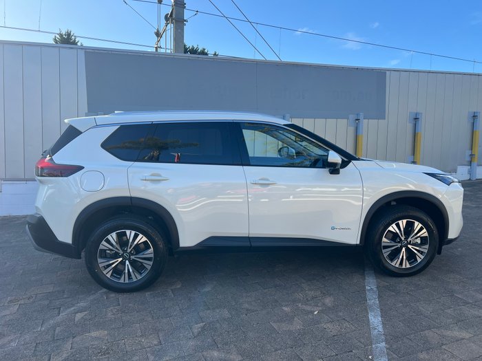 2025 Nissan X-TRAIL ST-L e-POWER