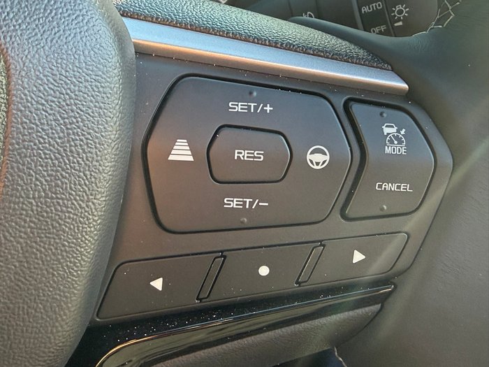 2026 Isuzu MU-X LS-T