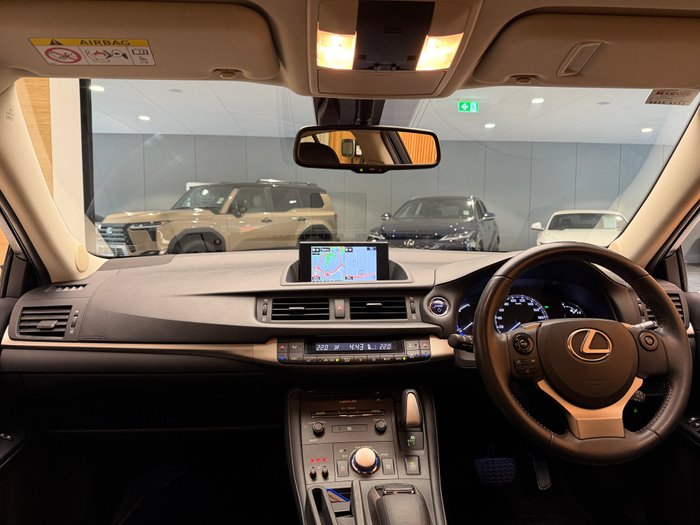 2014 Lexus CT 200h. HYBRID CT200h Luxury 1.8L Hybrid CVT Hatch