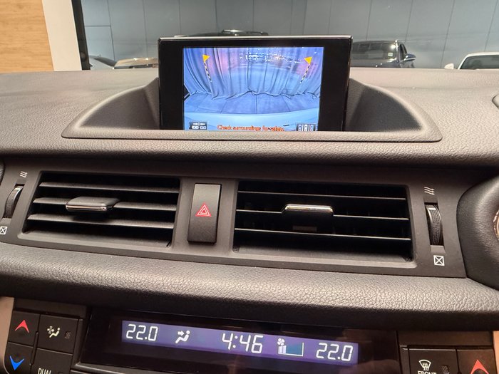 2014 Lexus CT 200h. HYBRID CT200h Luxury 1.8L Hybrid CVT Hatch